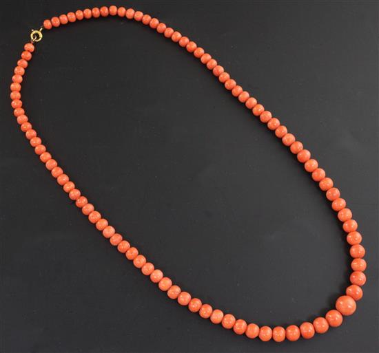 A 1920s single strand graduated coral bead necklace, 47cm.
